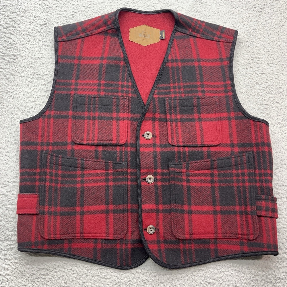 Woolrich Wool Vest Mens L‎ Vintage Made USA Red Buffalo Plaid 3 Button 4 Pocket